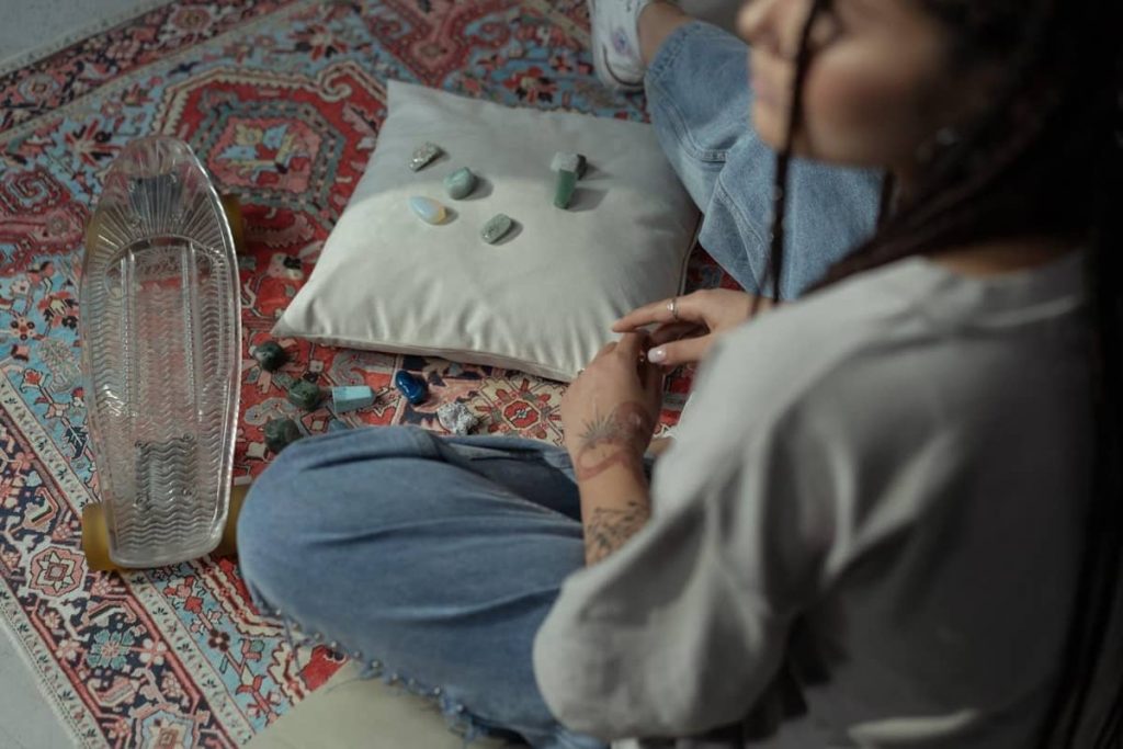 Methods Of Crystal Meditation